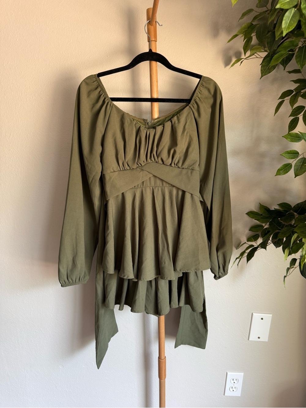 Altar’d State Olive Green Long Sleeve Romper Dress Women’s Size Medium